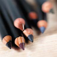 nucolourdefiningeffectssmootheyeliner.jpg